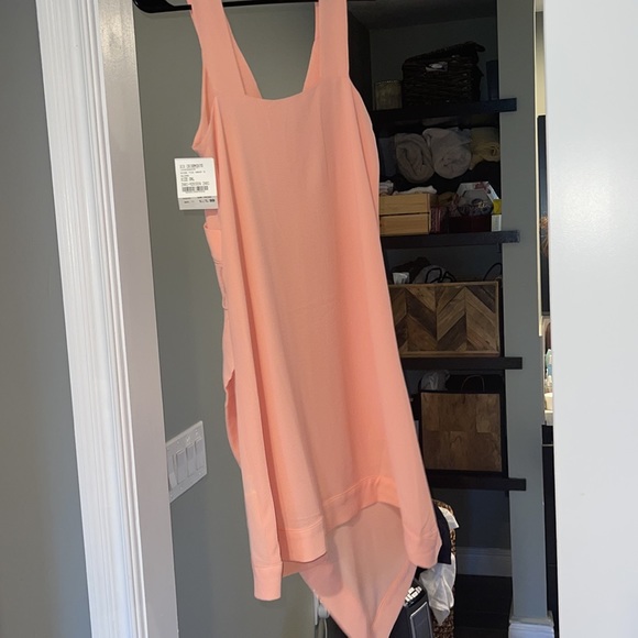 Six Crispy days asymmetrical peach dress size S Nwt - Picture 4 of 4